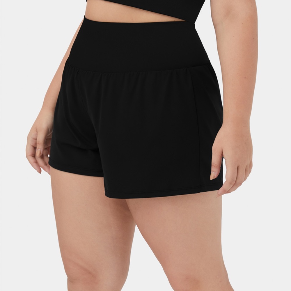 Back Pocket Plus Side Hidden Pocket 2-in-1 Gym Plus Size
Shorts 3.5"